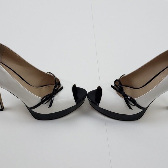 Enzo Angiolini Shoes size 9 White Black Stiletto - Picture 4 of 7